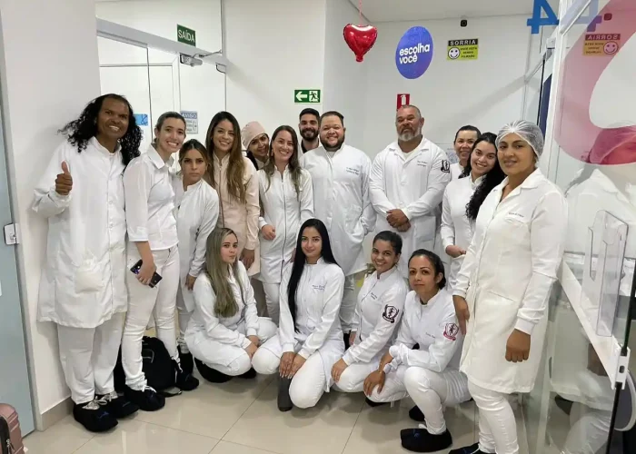 Aula-pratica-de-anestesiologia-na-UniBRASILIA-Gama-estudantes-aprimoram-tecnicas-e-habilidades-essenciais-5.opti_