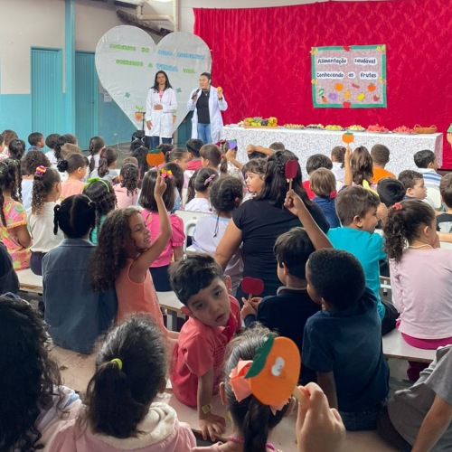 UniBRASILIA-de-Goias-promove-Educacao-Nutricional-no-CMEI-Crianca-Feliz-em-Indiara-2